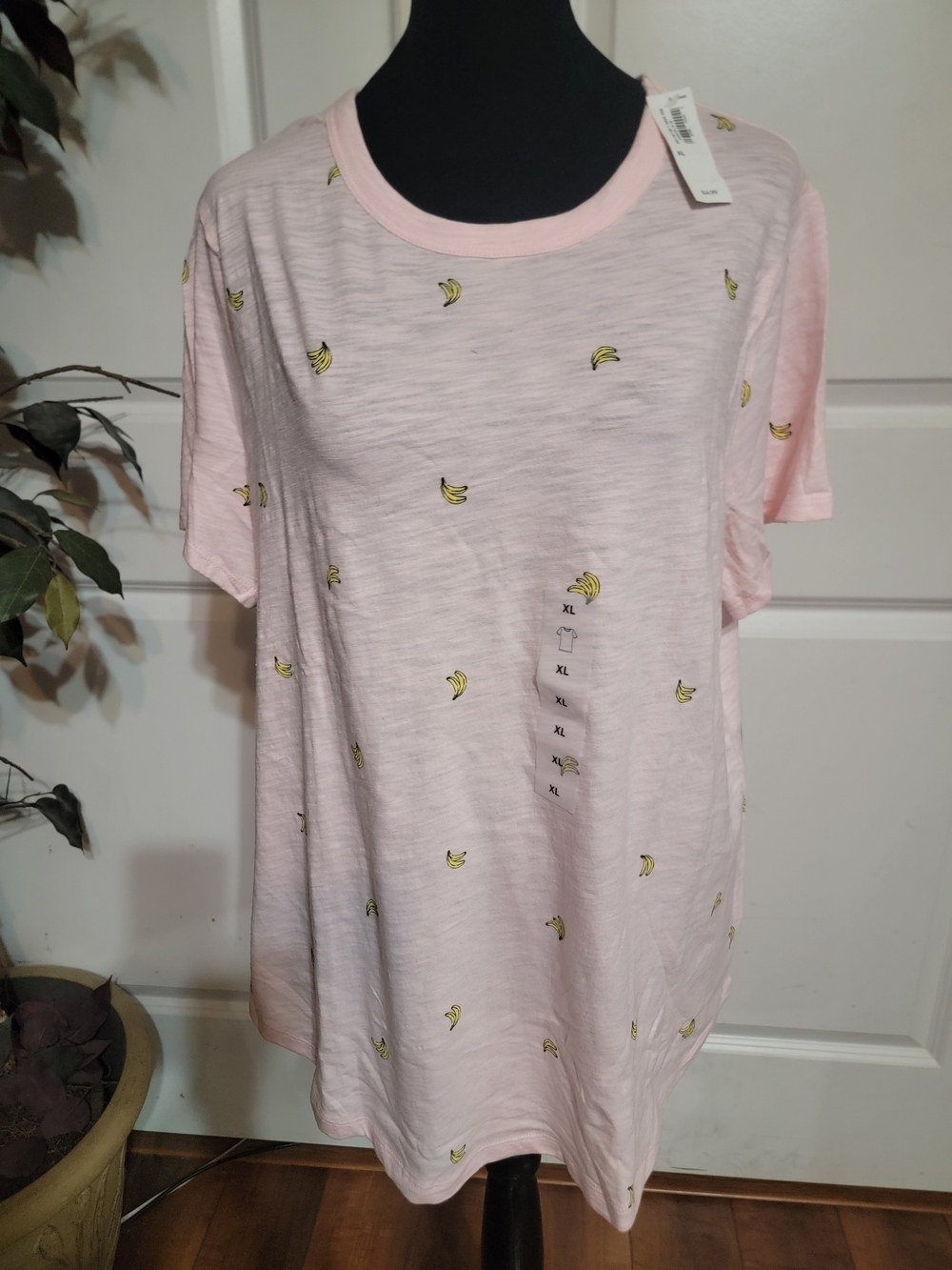 Old Navy Pink Short Sleeve Tee with Banana Motif